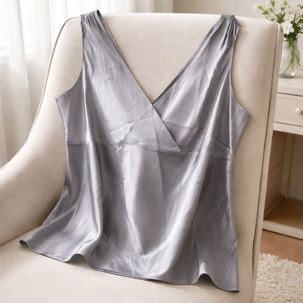 INC International Concepts 24W Pewter Silk Blend Surplice V-Neck Tank Top 3X NWT - Picture 2 of 12